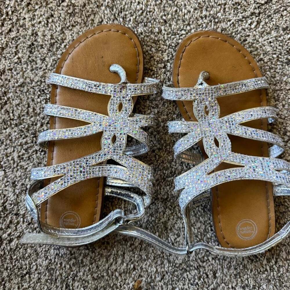 Wonder Nation Silver Glitter Sandals Size 11